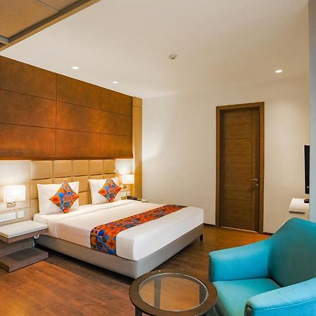 Fabhotel Hexa Chhatarpur Új-Delhi Kültér fotó